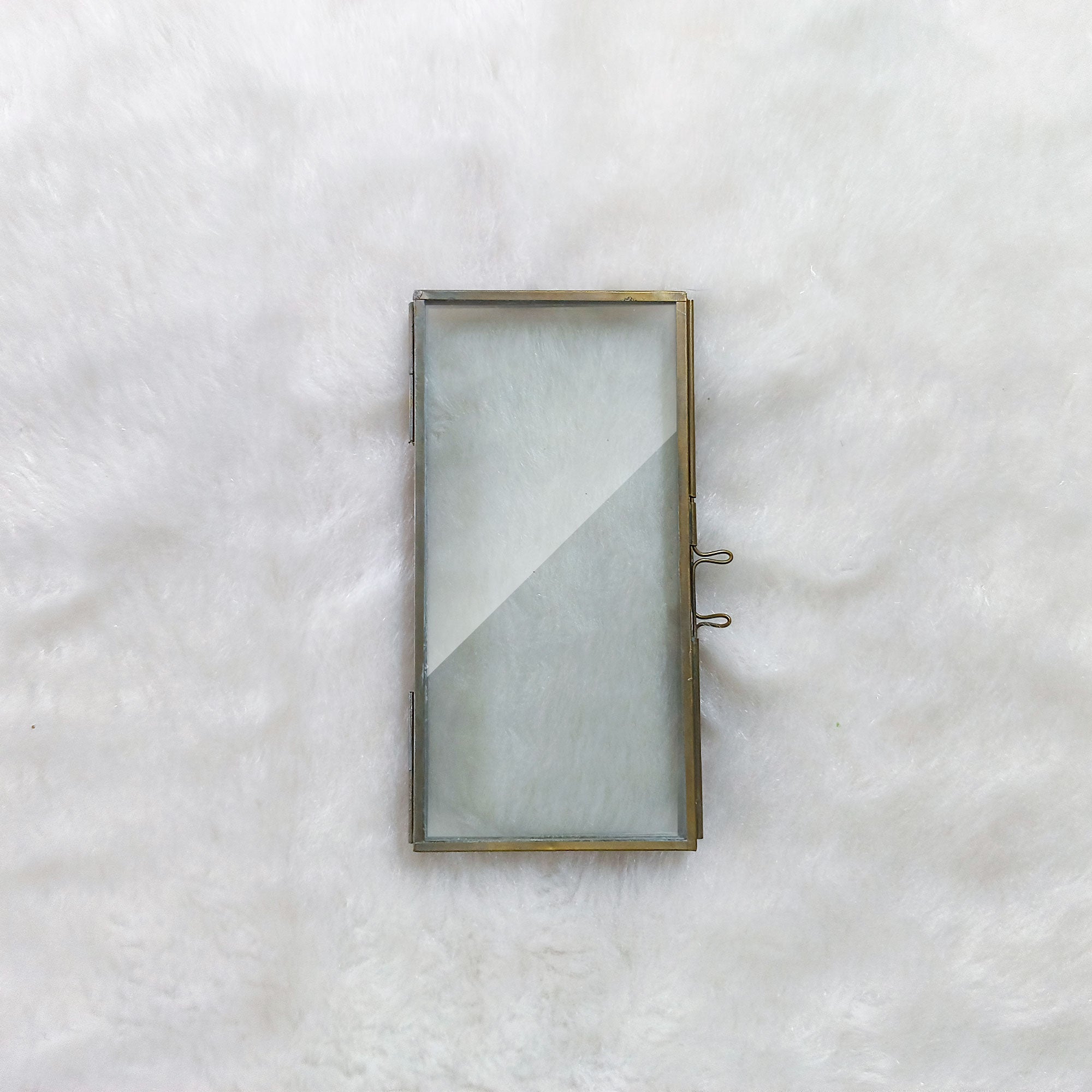 Dual Shutter Vintage Frame