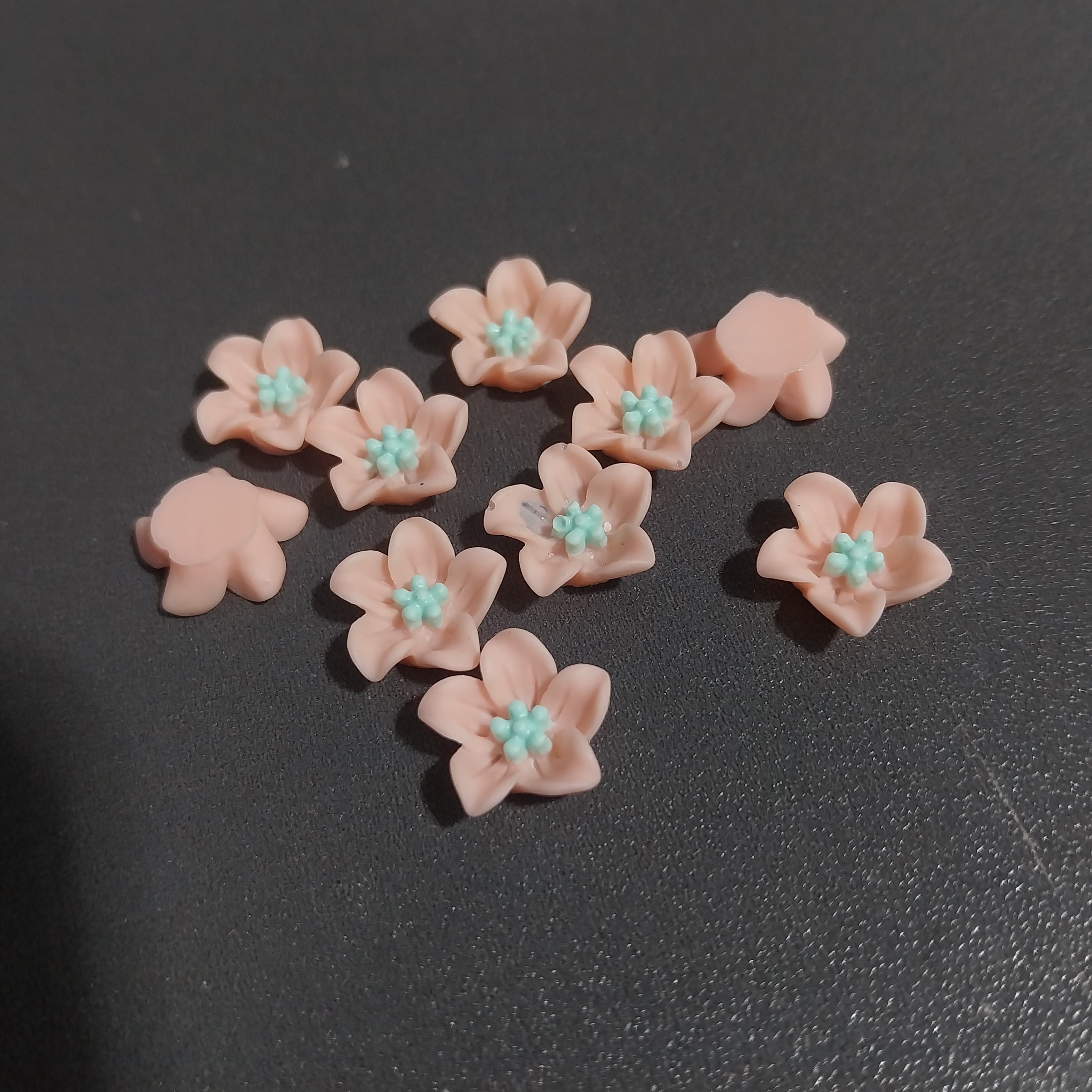Mini Flowers #3 – Brownwoods4art