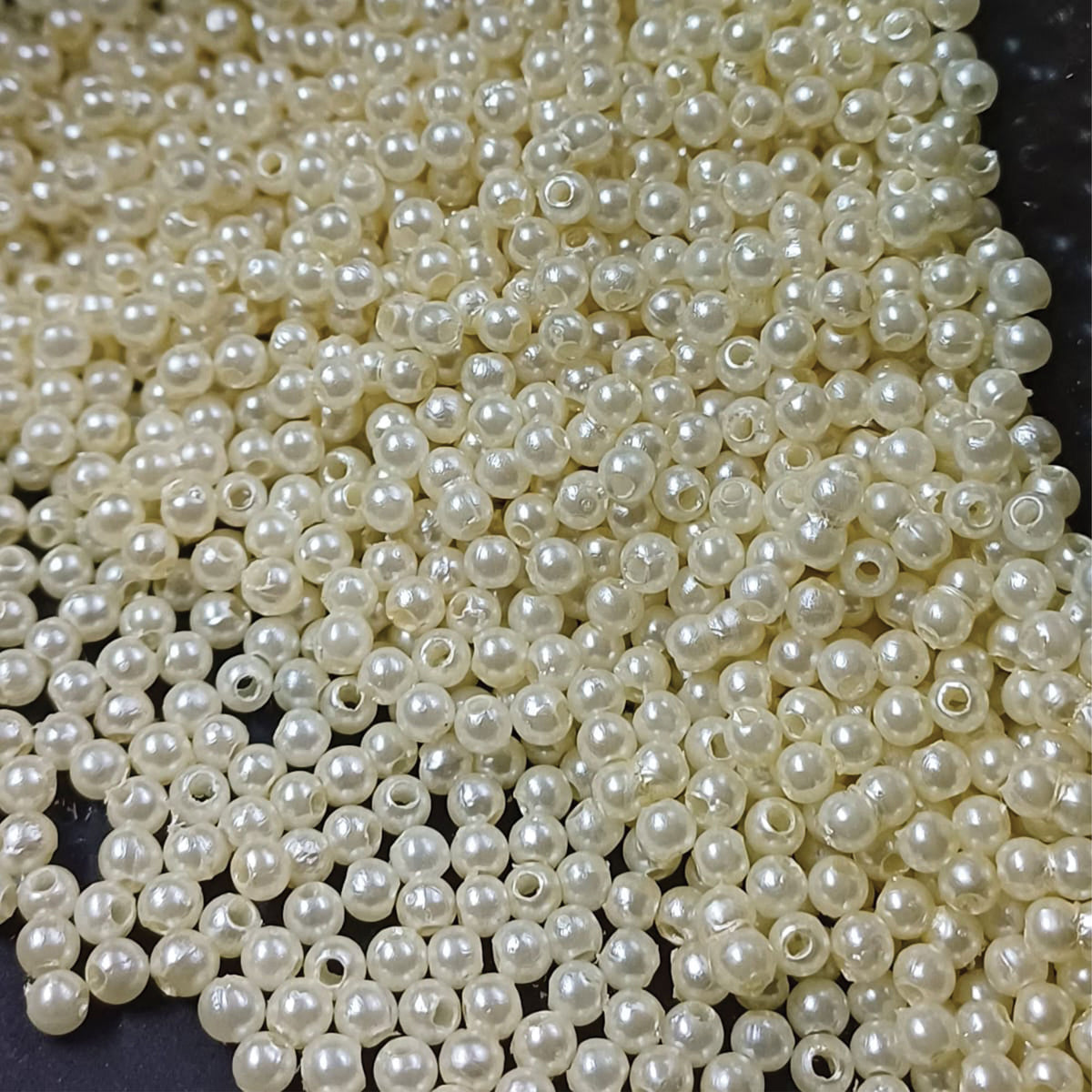 Small Pearl Beads