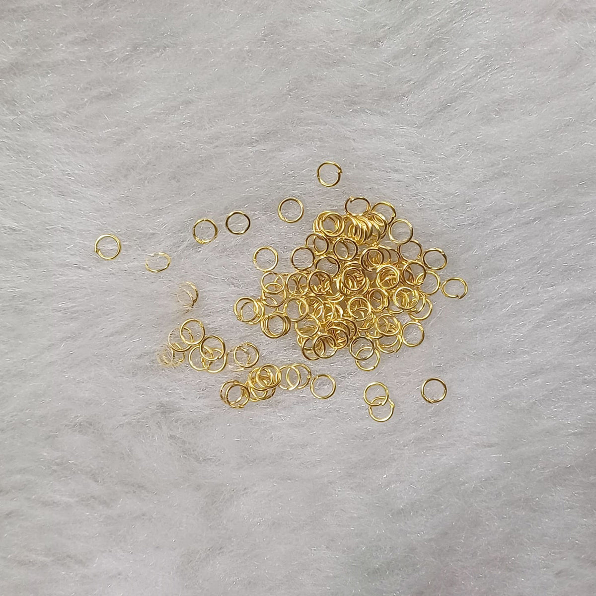 Small Golden Jumpring